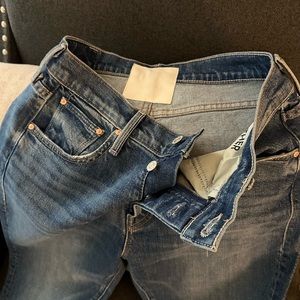 NWOT MOTHER SUPERIOR BUTTON FLY JEANS